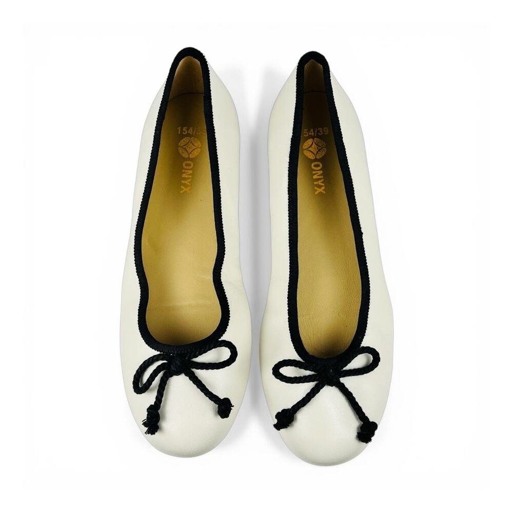 Onyx White Leather Ballet Flats Black Trim Bow Classic Round Toe EU 39